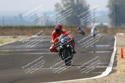 media/Sep-20-2025-TrackDaz (Sat) [[27f0cde673]]/A Group/2pm (Turn 9)/